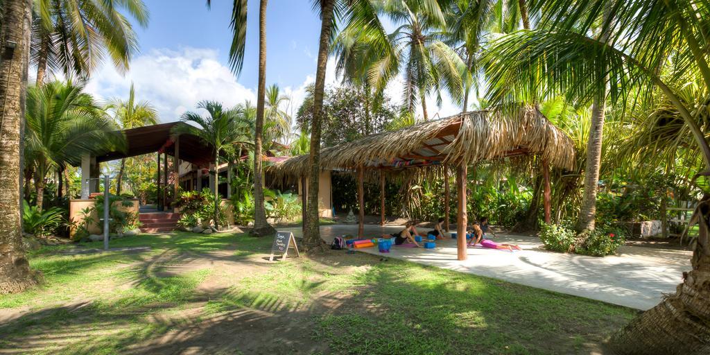 Encantada Ocean Cottages Esterillos Este Ngoại thất bức ảnh
